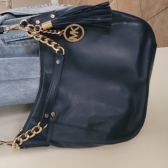 MICHAEL KORS Leather Large Megan Bag Navy Blue w/ Gold Tone Hardware NWOT - Picture 1 of 16
